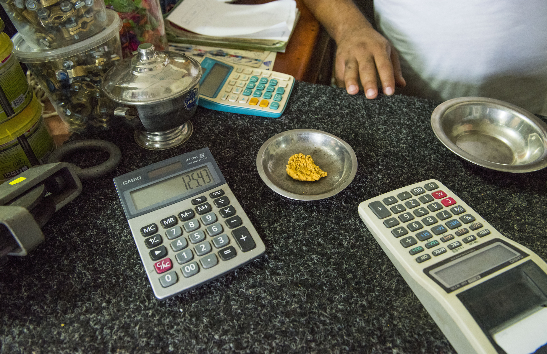 Gold sold in a shop in Puerto Maldonado, Peru | Photo credit: FZS/Daniel Rosengren